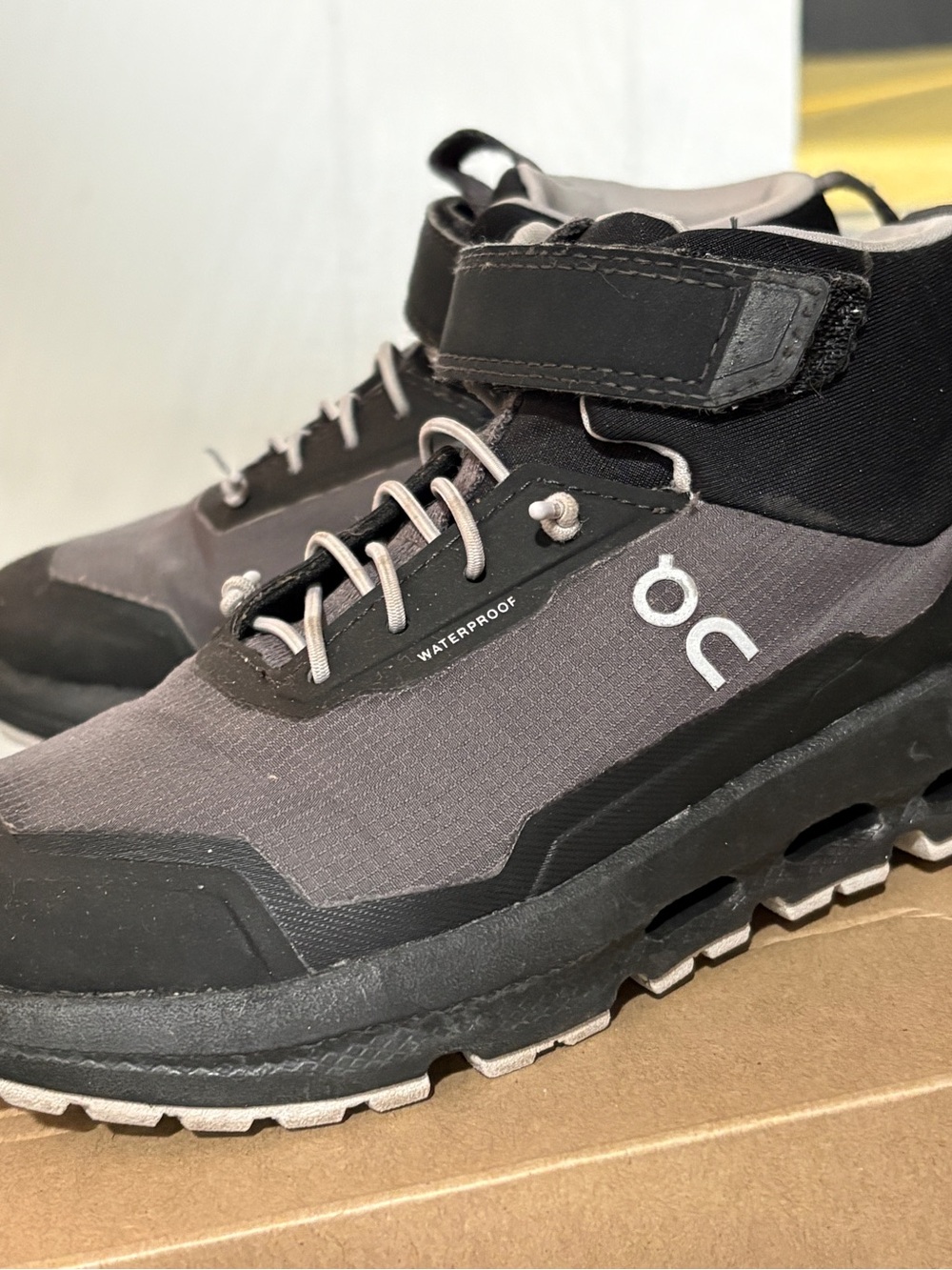 On Running Kids Waterproof Cloudhero Mid Size 12 - Picture 5 of 10